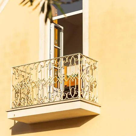 Holiday home Casa Amarela, 9-room House *