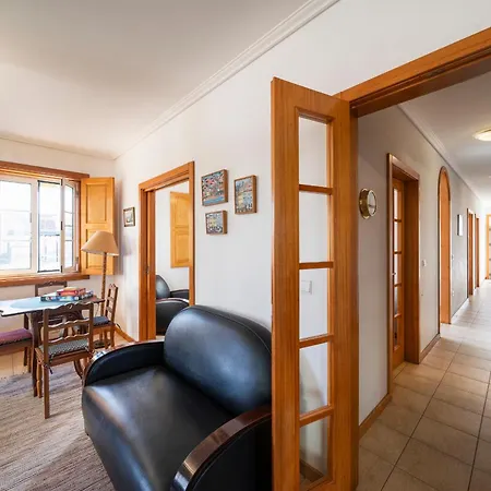 Casa Amarela, 9-room House Barra