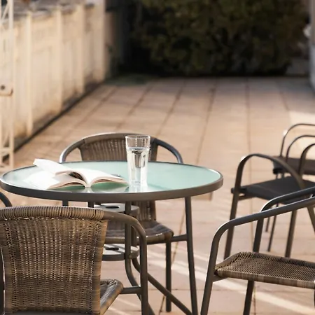 Holiday home Casa Amarela, 9-room House *