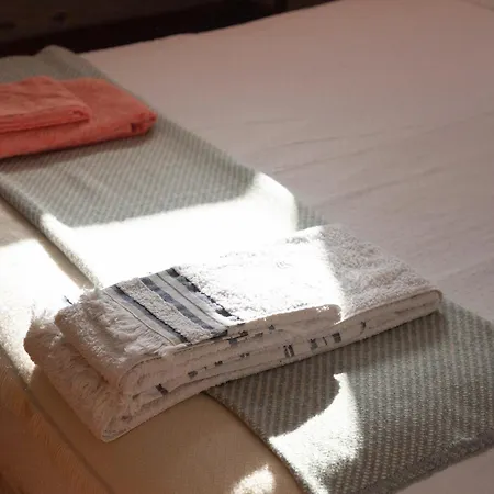 Holiday home Casa Amarela, 9-room House Barra
