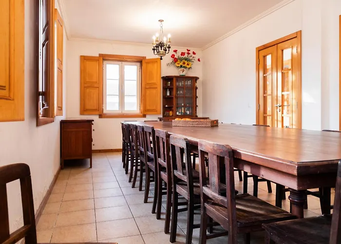 Casa Amarela, 9-room House *