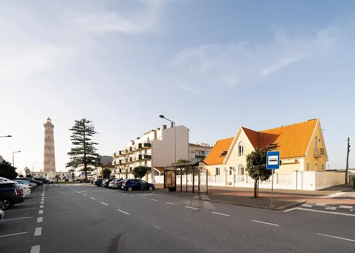 Сasa de vacaciones Casa Amarela, 9-room House