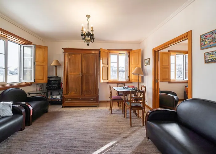 Сasa de vacaciones Casa Amarela, 9-room House Barra